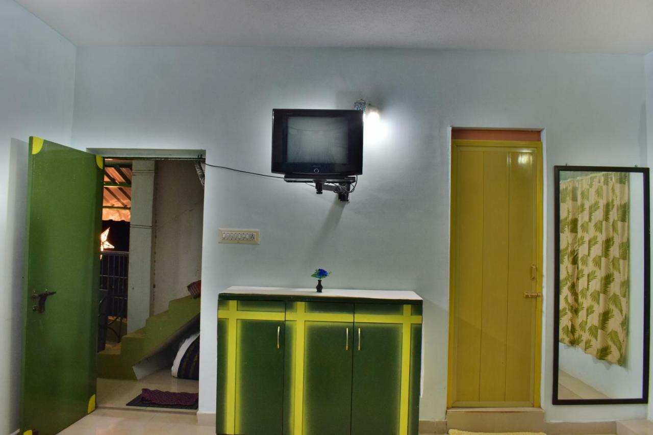 Kozee Kaves Hotel Yelagiri Bagian luar foto