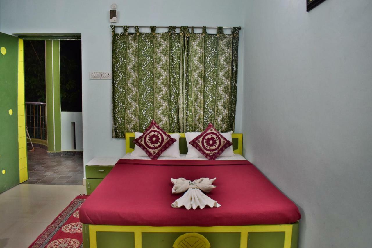 Kozee Kaves Hotel Yelagiri Bagian luar foto