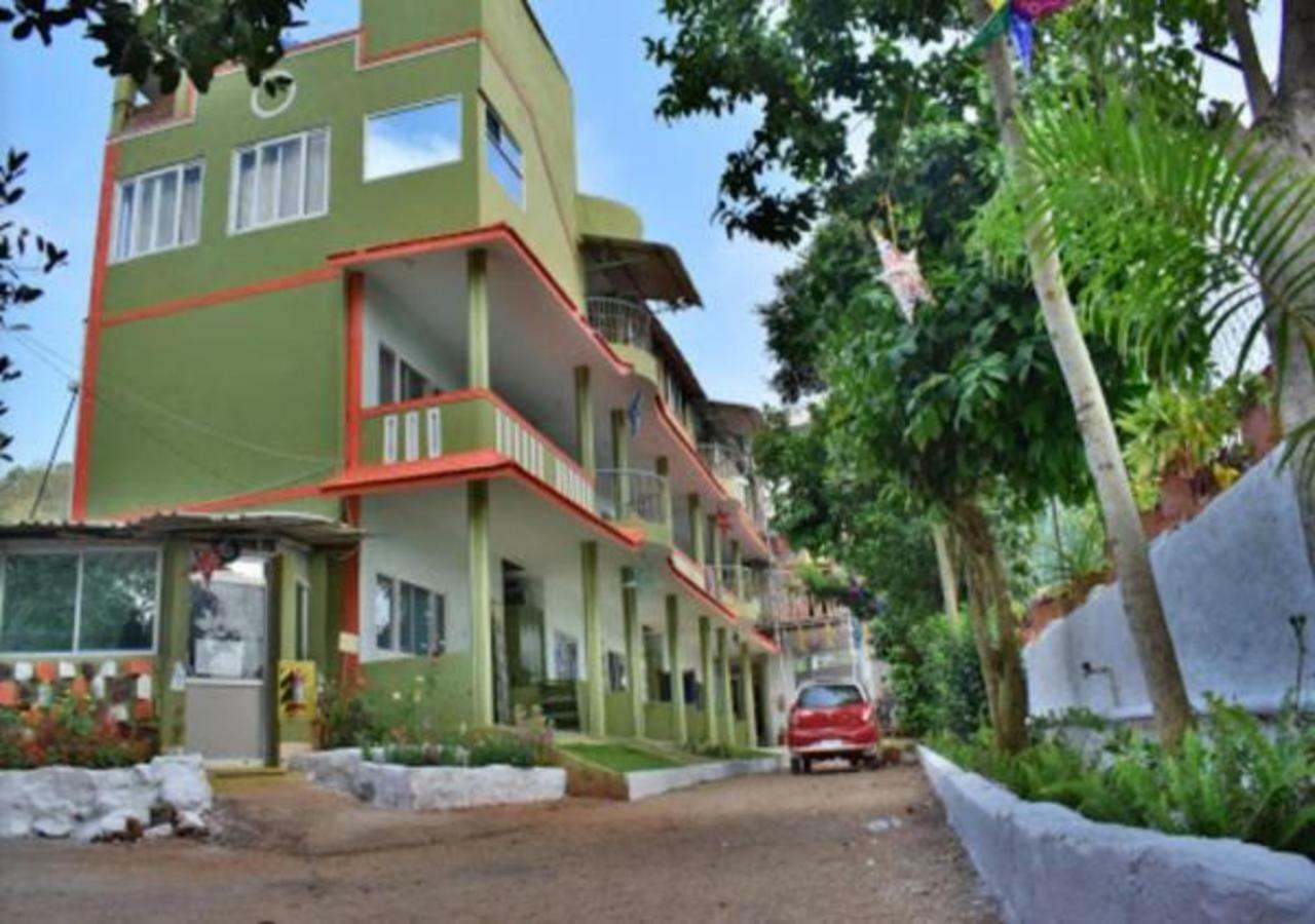 Kozee Kaves Hotel Yelagiri Bagian luar foto