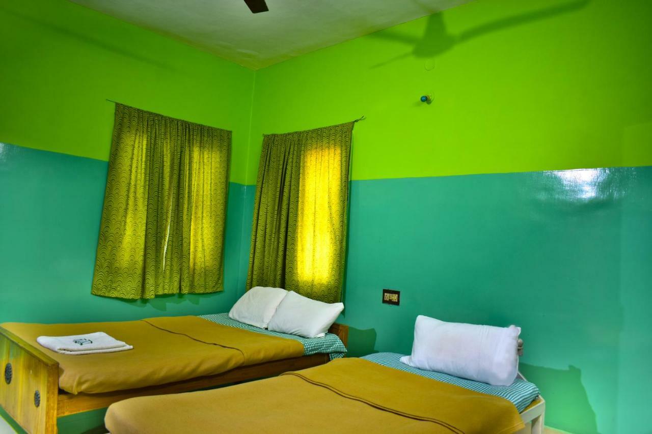 Kozee Kaves Hotel Yelagiri Bagian luar foto
