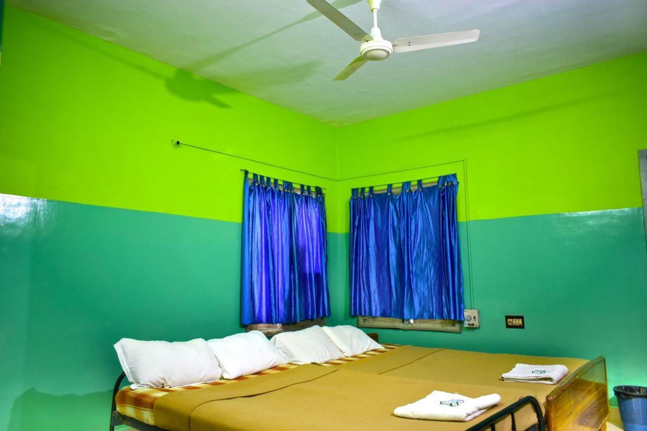 Kozee Kaves Hotel Yelagiri Bagian luar foto