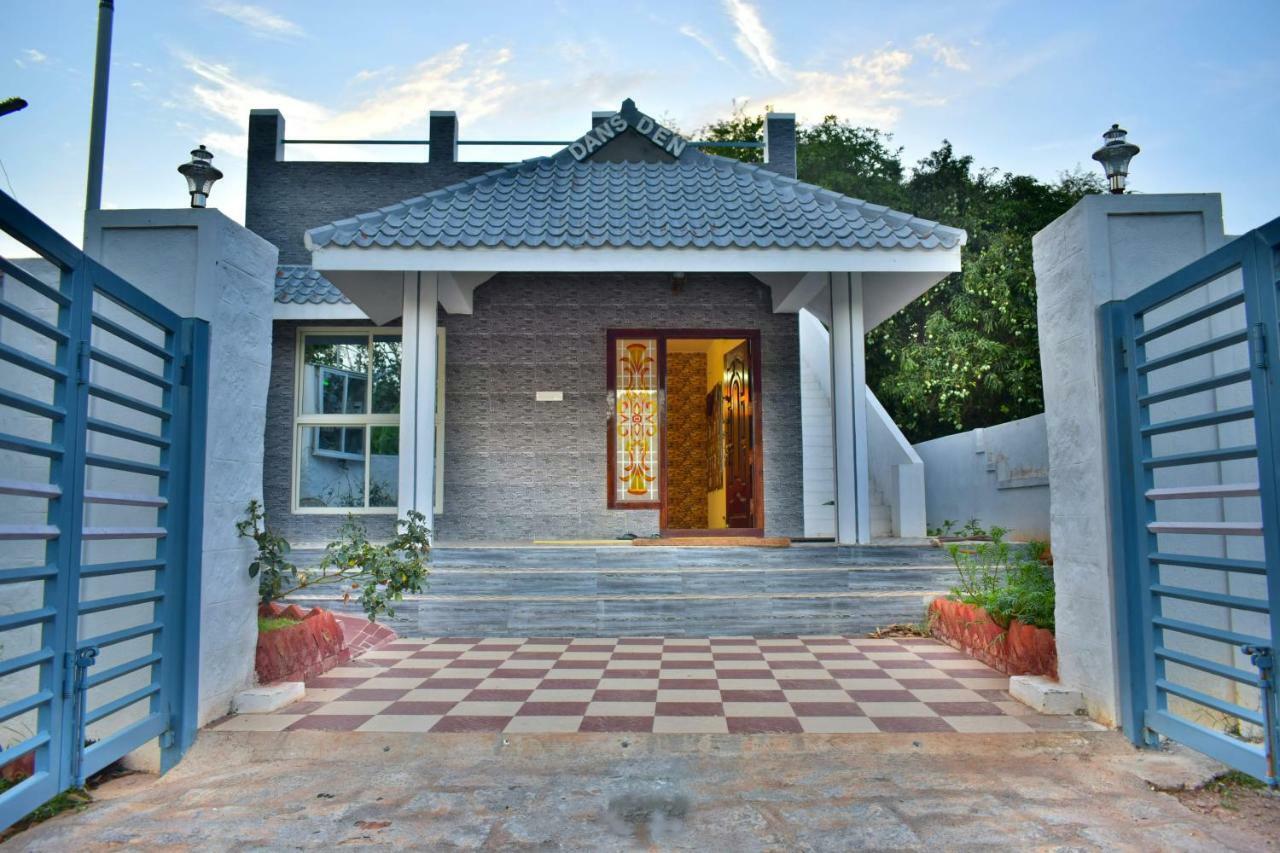 Kozee Kaves Hotel Yelagiri Bagian luar foto